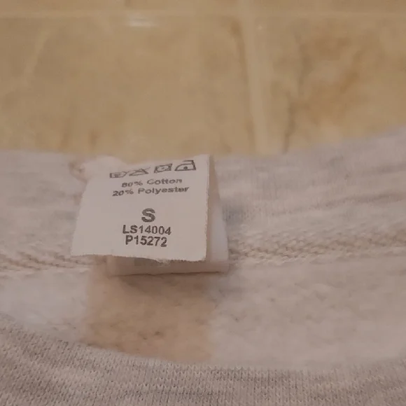 Sabrina Carpenter Singular Tour Sweatahirt - Picture 8 of 10